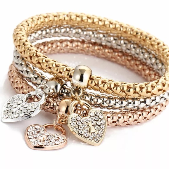 Jewelry - 3 bracelet set
